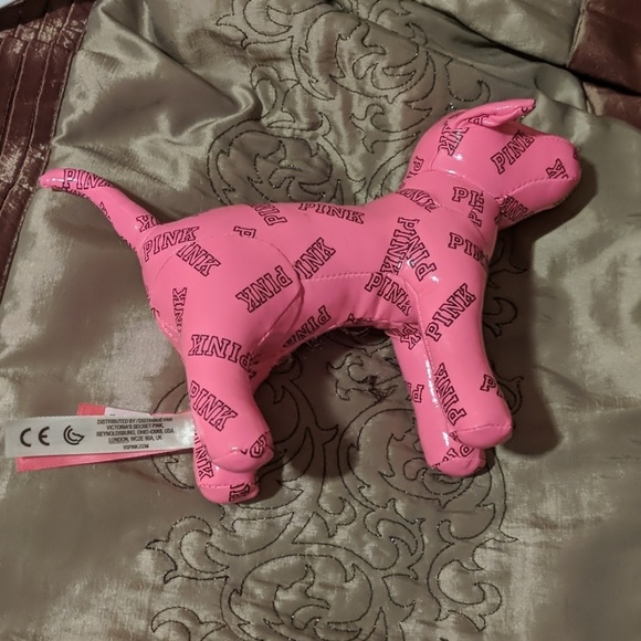 VS Pink Dog - Picture 3 of 4